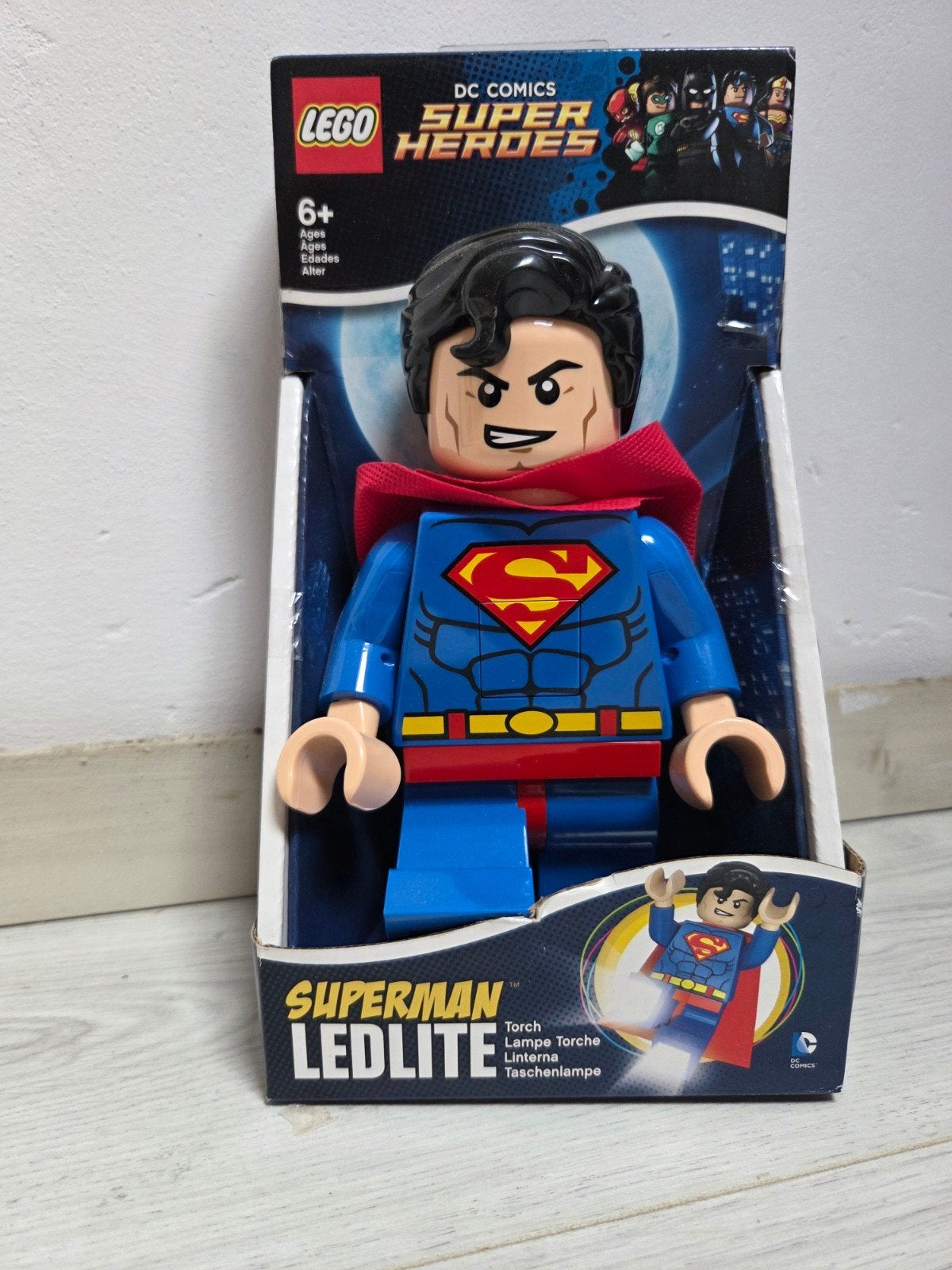 LEGO LED LITE Superman Minifiguur 500% Nieuw in Doos, Ophalen of Verzenden, Nieuw, Accessoire, Lego