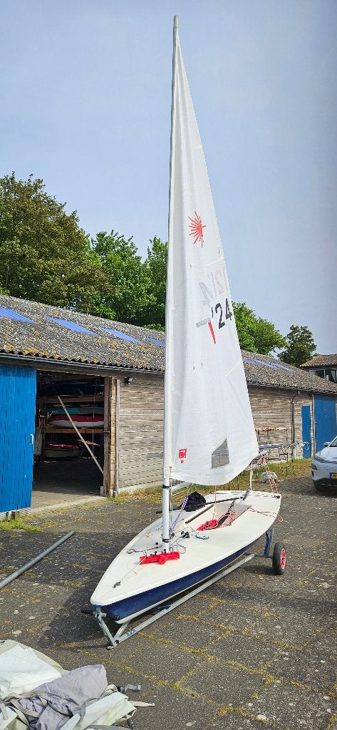 Laser zeilboot met trolley- Klaar om te varen!, Watersport en Boten, Ophalen, Laser, Gebruikt, Laser