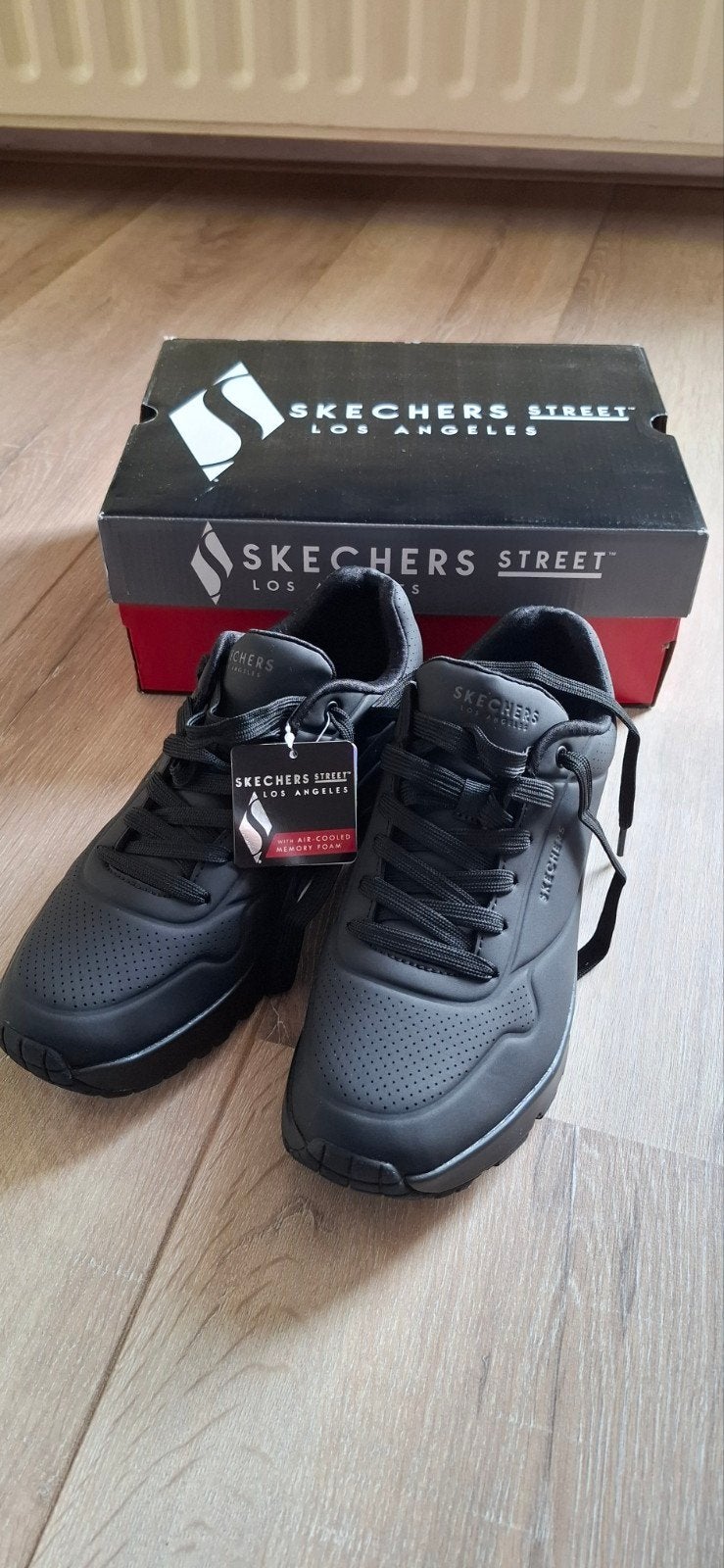 Nieuwe Skechers Uno Stand On Air sneakers zwart maat 41.5, Zwart, Nieuw, Ophalen of Verzenden, Sneakers of Gympen