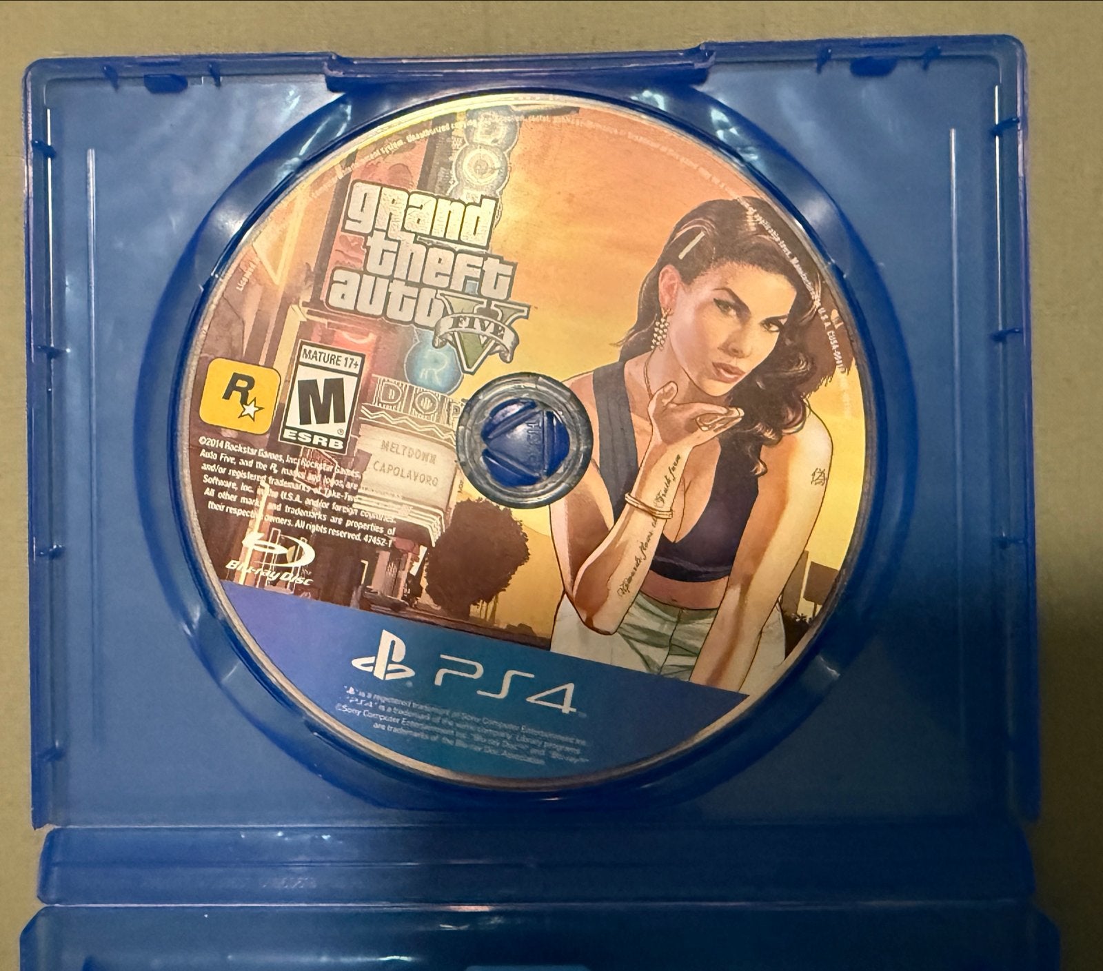 PS4 Games Bundel: GTA V, Plants vs Zombies, PES 2016, Starli, Gebruikt, Vanaf 18 jaar, Overige genres, Eén computer
