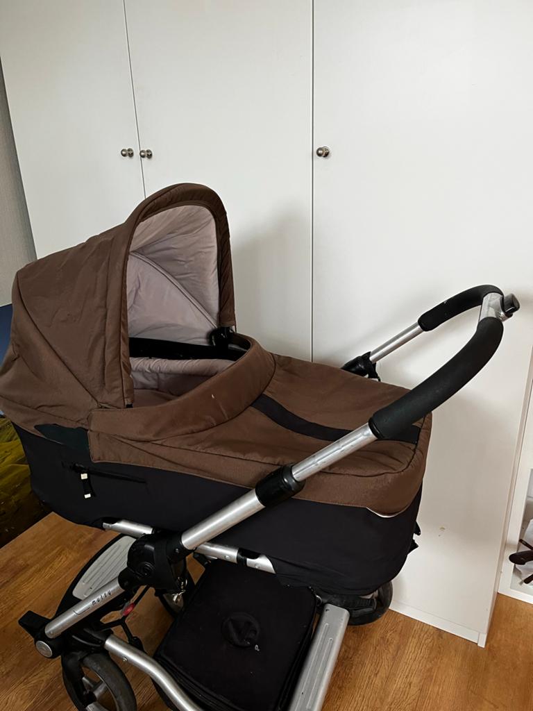 Mutsy Slider combinatiewagen -  met reiswieg en buggy, Kinderen en Baby's, Kinderwagens en Combinaties, Ophalen, Gebruikt, Combiwagen