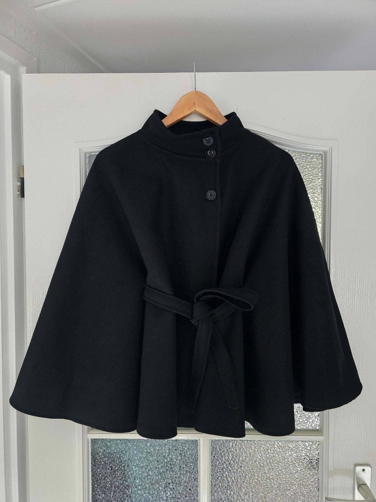 nieuw poncho zwart, Kleding | Dames, Ophalen of Verzenden, Nieuw, Zwart