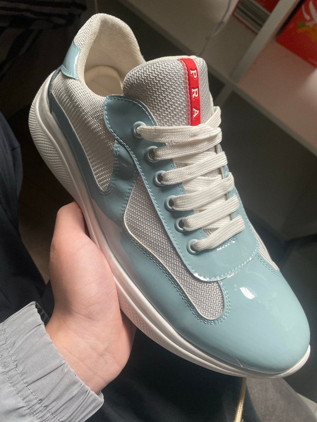 Prada cups- Lichtblauw met Mesh, Ophalen of Verzenden, Zo goed als nieuw, Blauw, Sneakers of Gympen