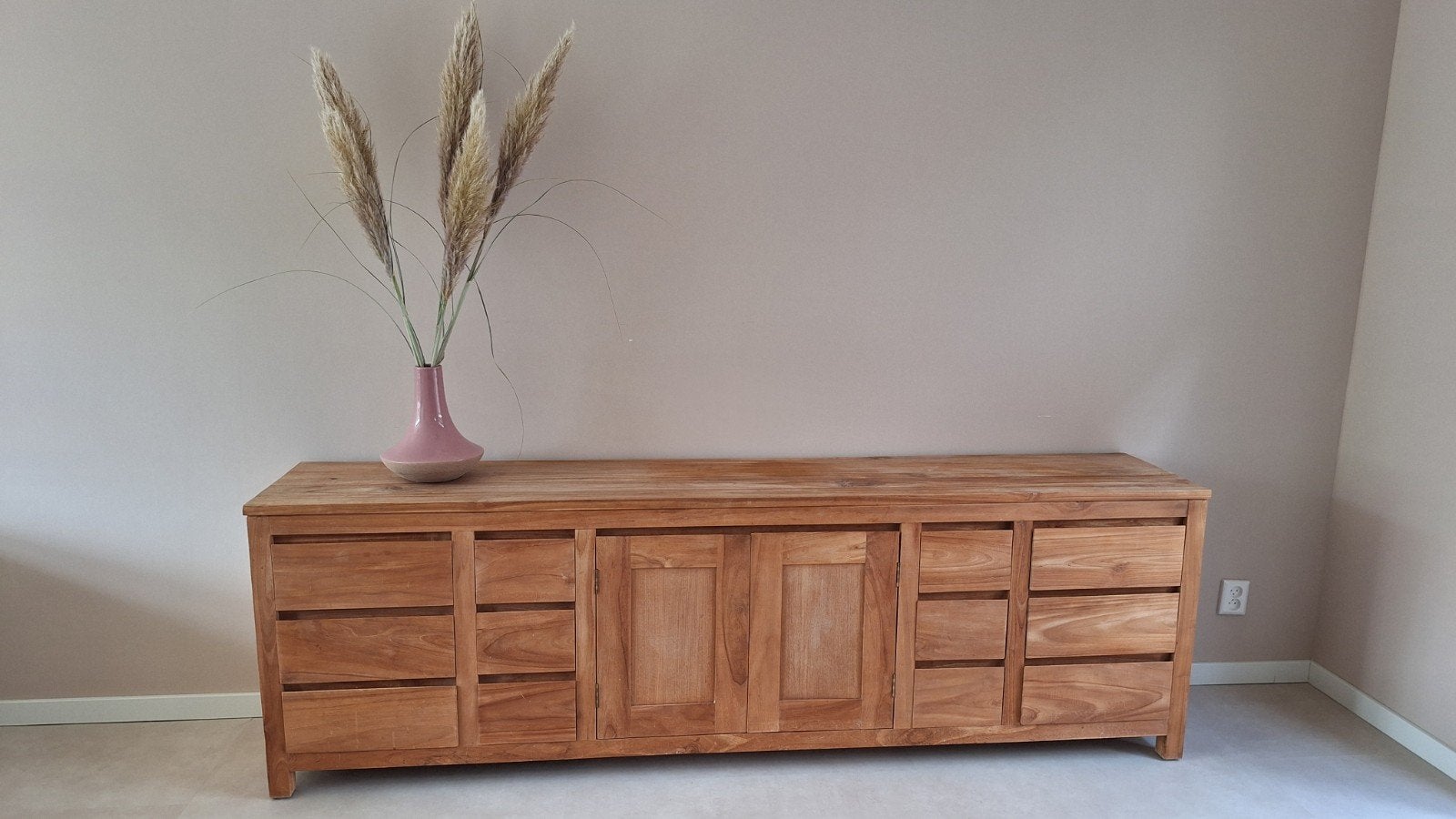 Massief Teakhouten Dressoir met Lades en Deuren, Huis en Inrichting, Ophalen, Gebruikt, Met lade(s), Teakhout