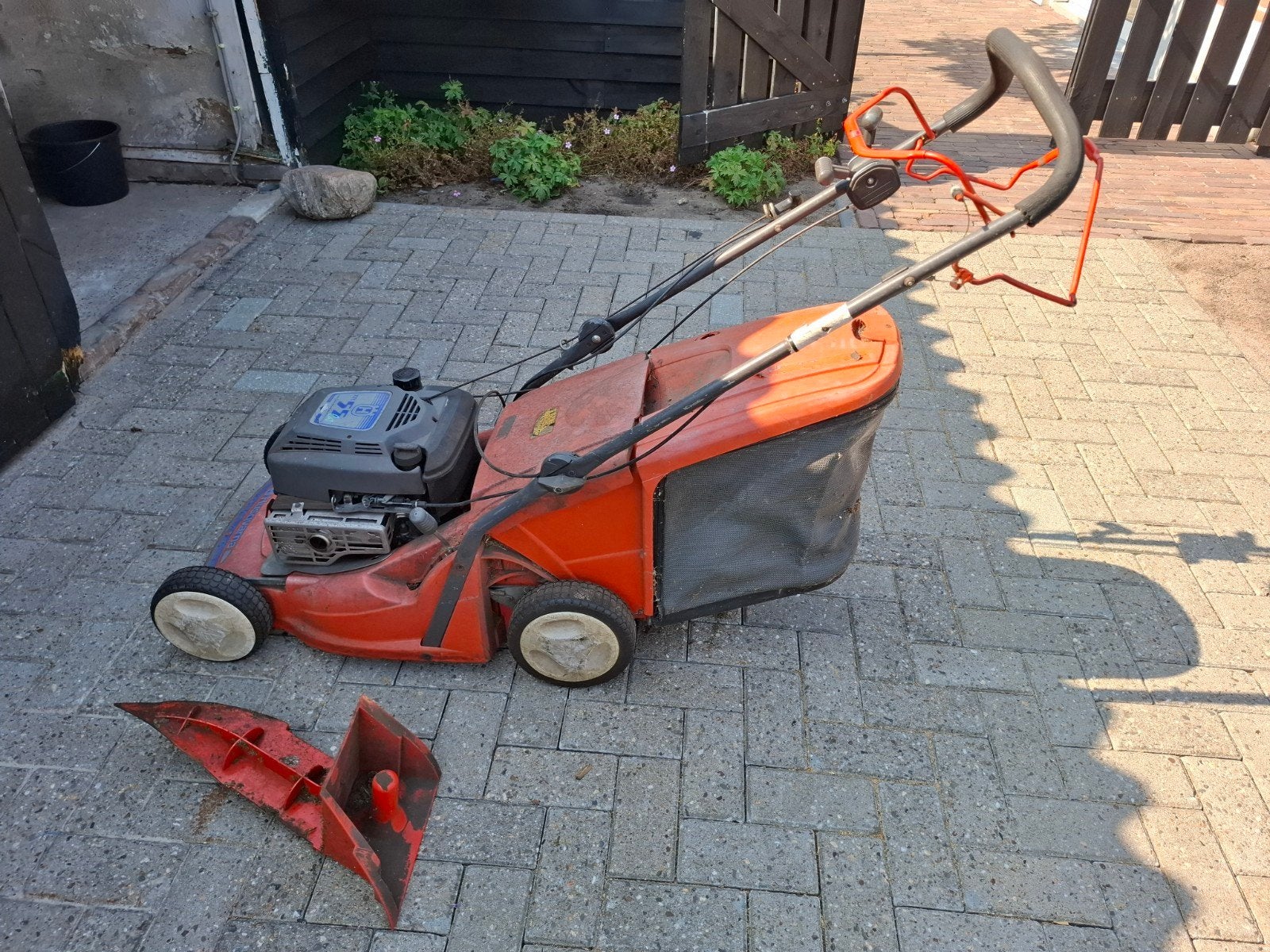 Husqvarna Royal 47S Benzine Grasmaaier - Gebruikt, Ophalen, Cirkelmaaier, Gebruikt, Benzine-grasmaaier
