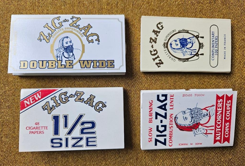 4 Pakjes vintage vloeitjes sigarettenpapier Zig - Zag, Ophalen of Verzenden, Nieuw, Overige typen