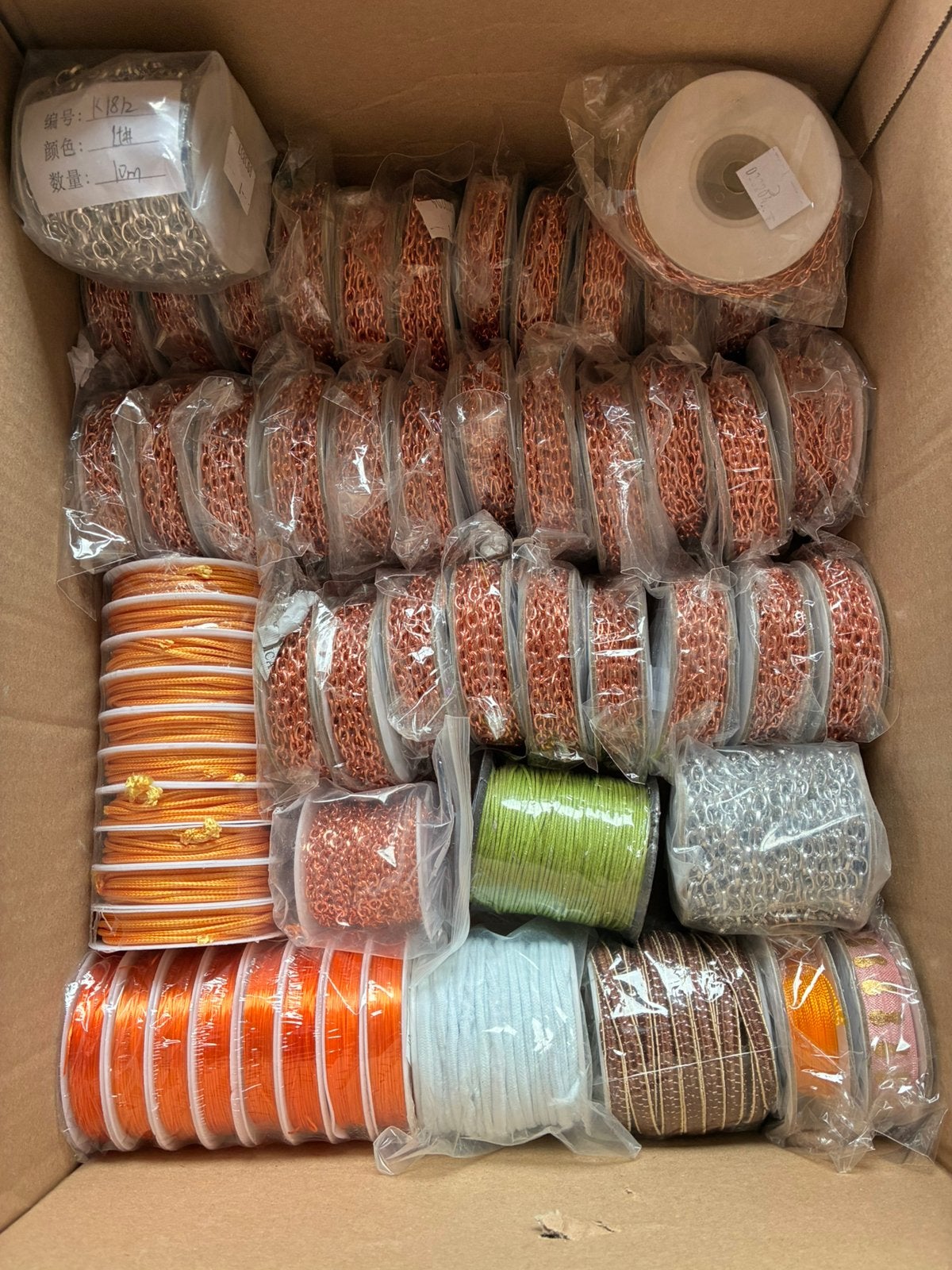 Te koop 120 div rol ketting/nylon koord voor sieraden maken, Ophalen of Verzenden, Nieuw