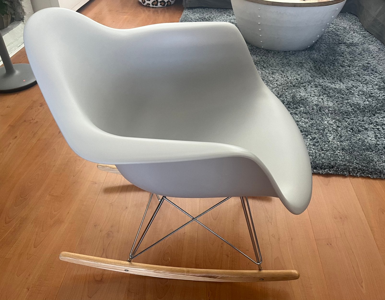 Schommelstoel grijs, Ophalen, Zo goed als nieuw, 75 tot 100 cm, 50 tot 75 cm
