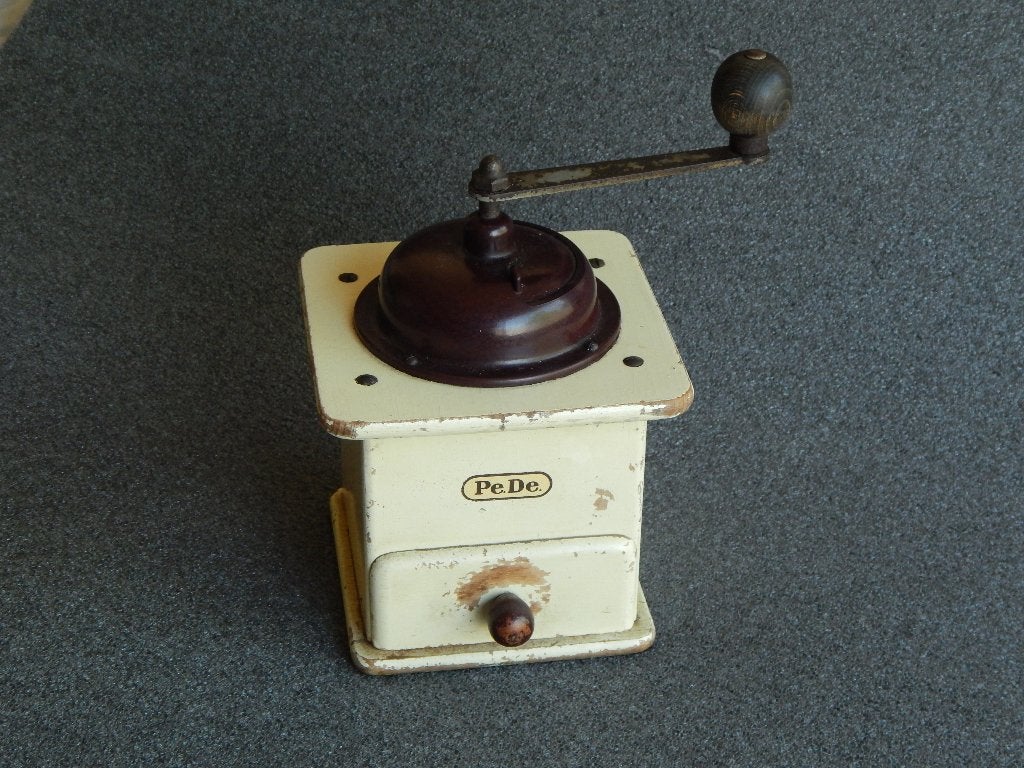 Antieke koffiemolen , merk PeDe, Ophalen of Verzenden