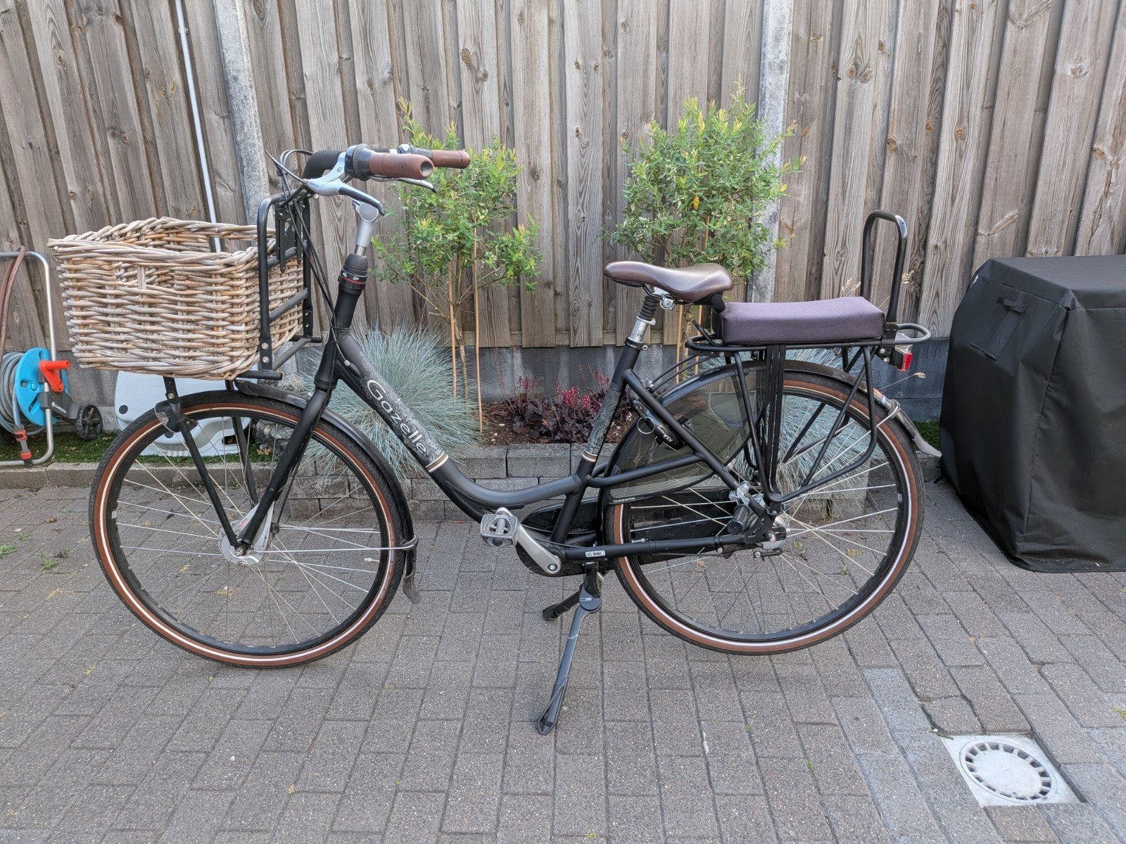 Gazelle Bloom C7 mamafiets met mand en zitje, 56 cm of meer, Ophalen, Gebruikt, Gazelle