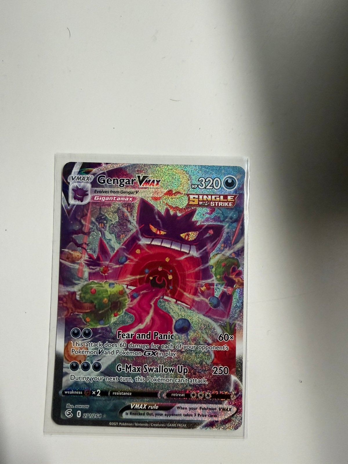 Gengar Vmax heel klein hoekje beschadigd, Ophalen, Zo goed als nieuw