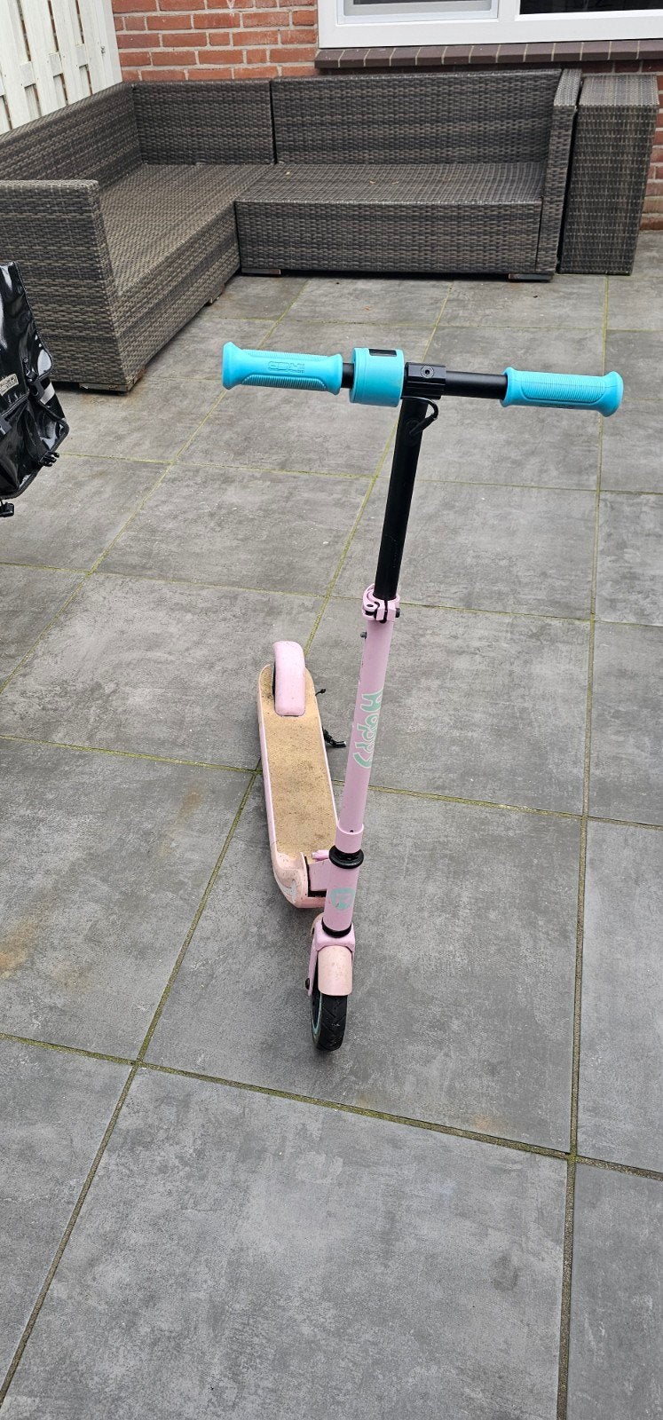 Roze elektrische step voor kinderen, Fietsen en Brommers, Ophalen of Verzenden, Gebruikt, Elektrische step (E-scooter), Onbekend