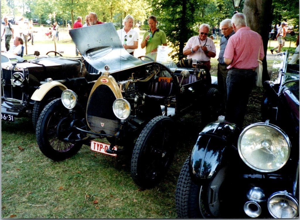 Bugatti   - 24 foto's - Oldtimers / Klassieke auto's I, Ophalen of Verzenden, Zo goed als nieuw, Auto's