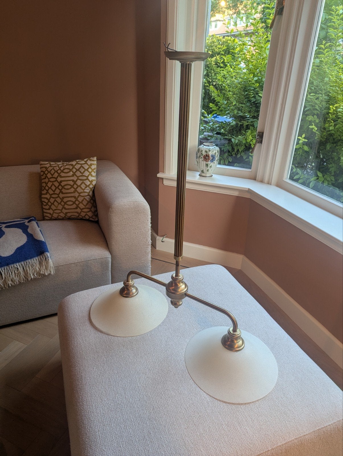 Vintage hanglamp met melkglas en messing, 95x80cm, Ophalen