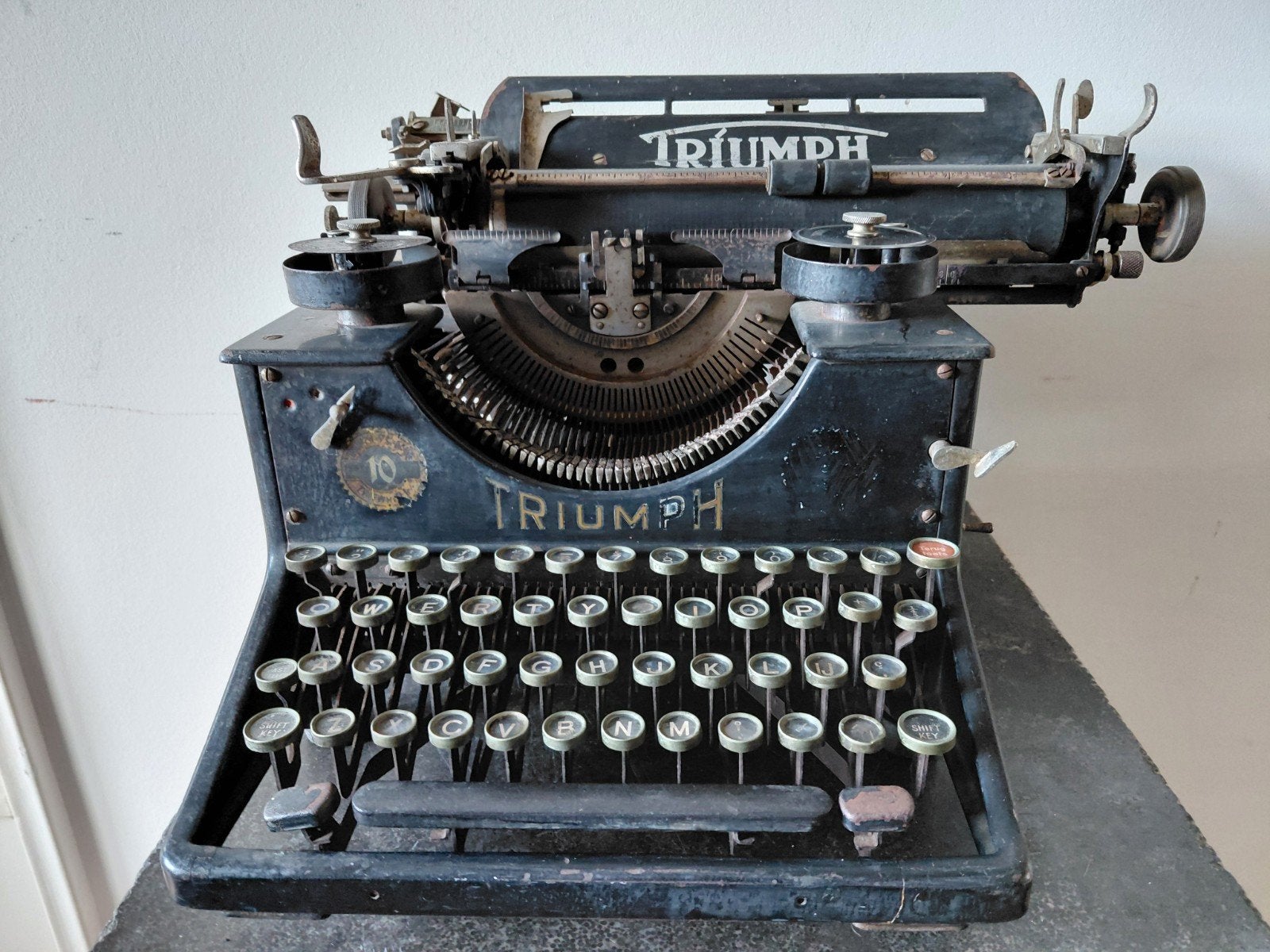 Antieke Triumph typemachine, Ophalen of Verzenden