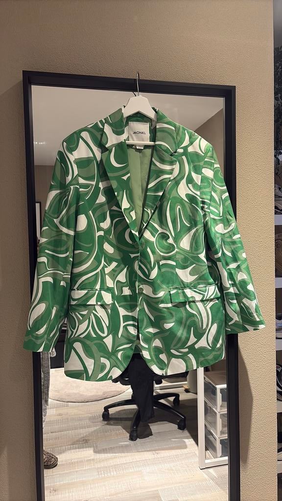 Blazer Monki maat s, Ophalen of Verzenden, Zo goed als nieuw