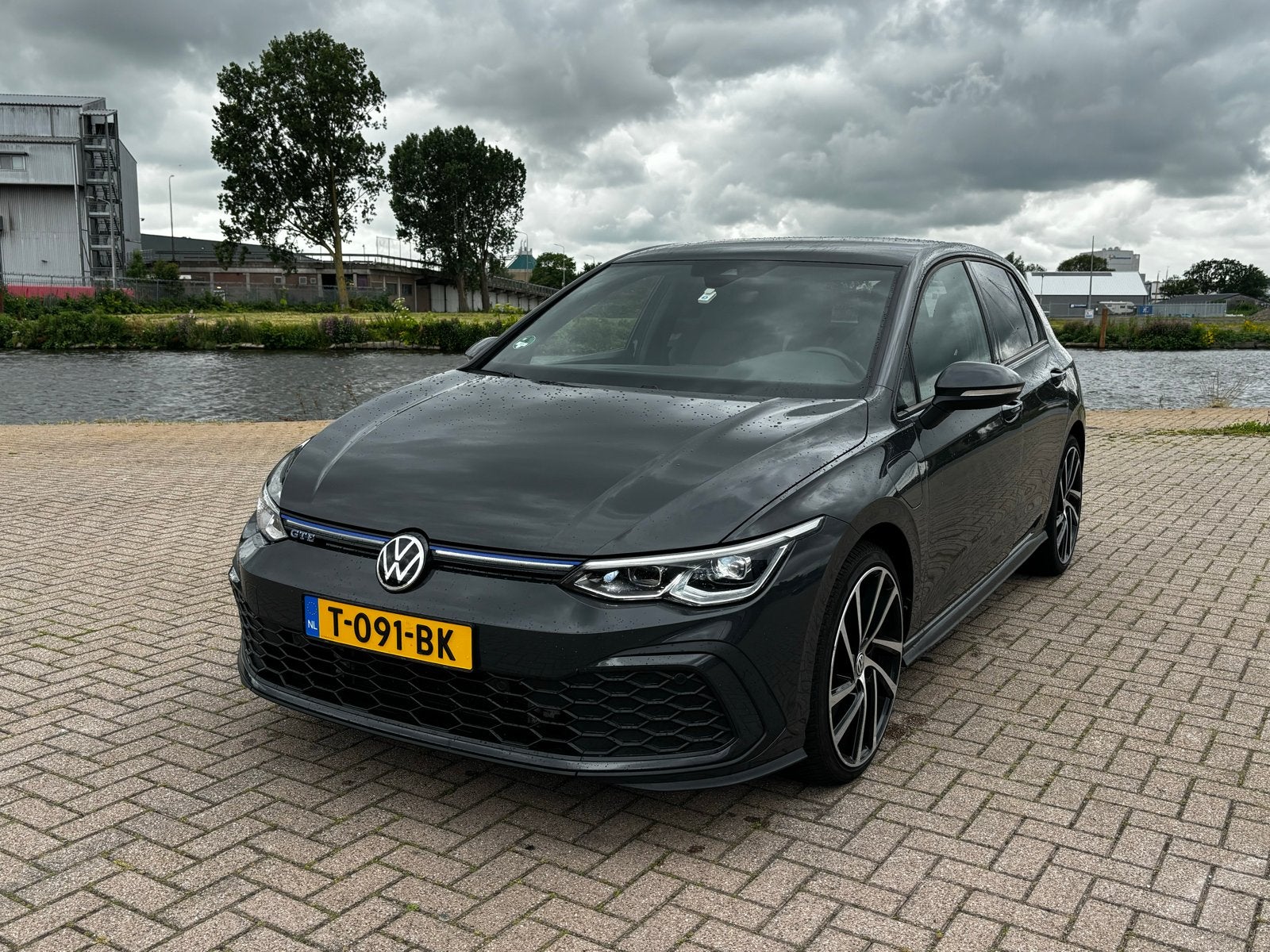 Dealer onderhouden VW Golf 8 GTE 204pk DSG, 4 cilinders, Bluetooth, Plug-in hybride, 1395 cc
