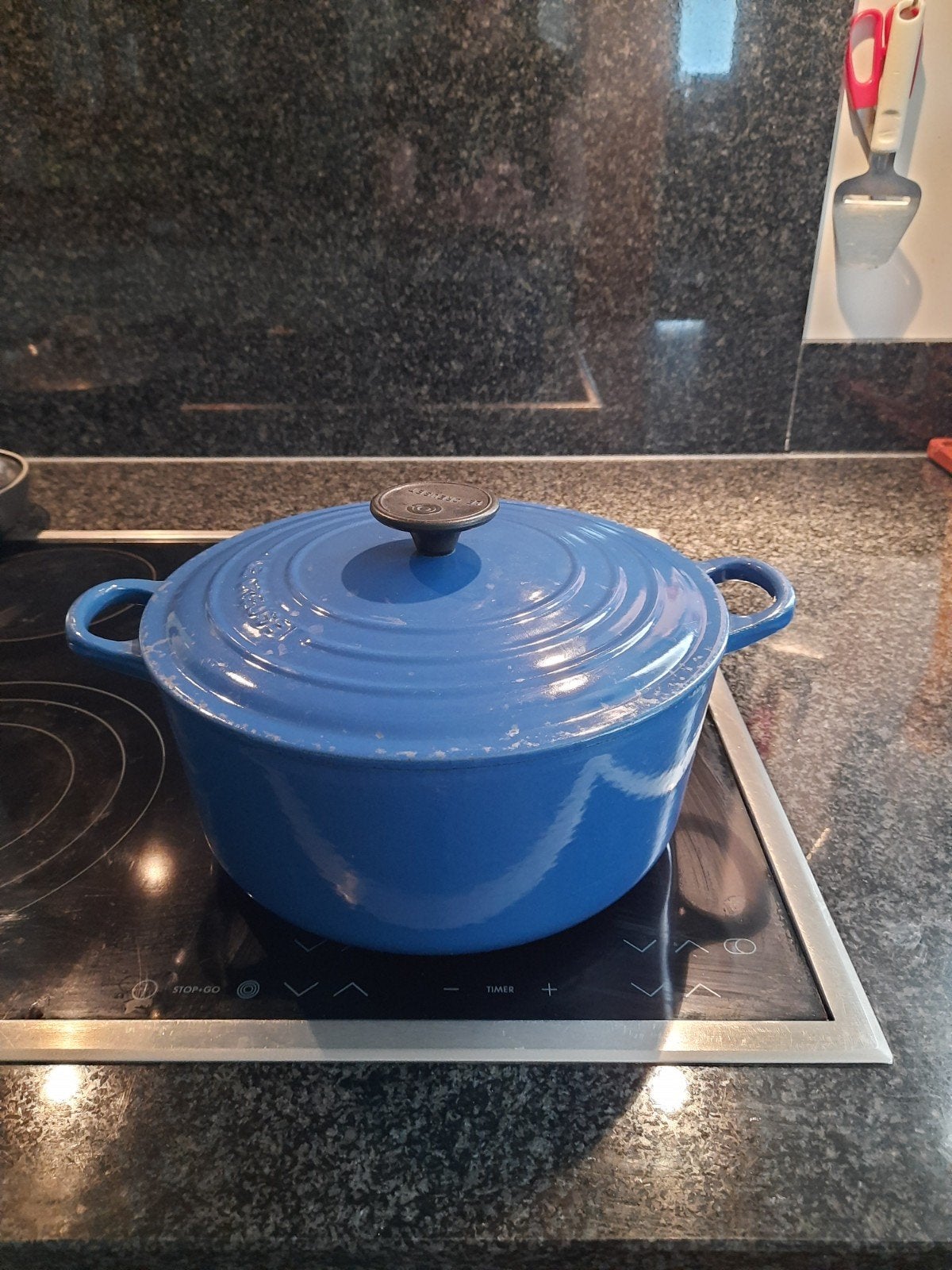 Le Creuset Braadpan Blauw - Gietijzeren Kookpan, Huis en Inrichting, Keuken | Potten en Pannen, Ophalen, Gebruikt, Met deksel