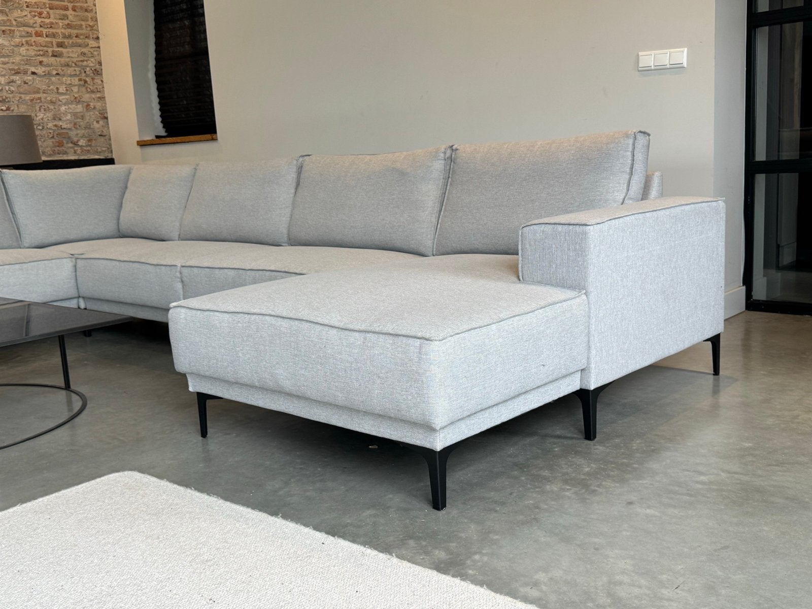 Grote U-bank | Lichtgrijs | Als nieuw | Direct leverbaar, Huis en Inrichting, X, Hoekbank, 300 cm of meer, 75 tot 100 cm