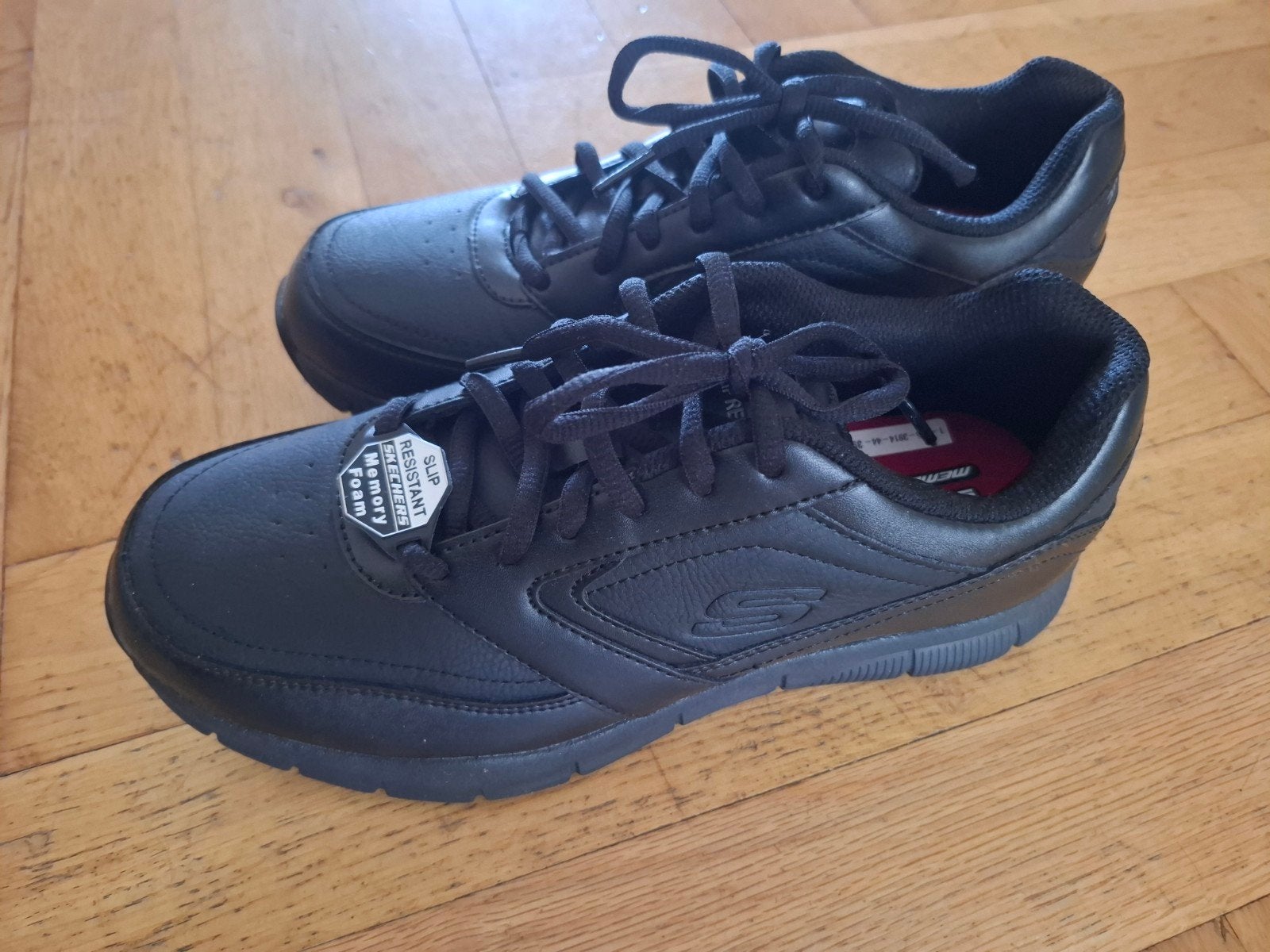 Nieuwe Skechers schoenen maat 39 - nooit gedragen, Skechers, Zwart, Nieuw, Ophalen of Verzenden