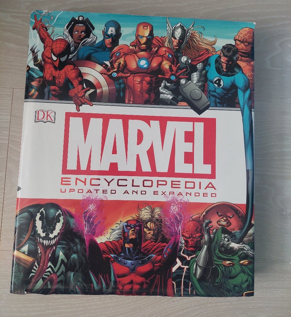 Marvel encyclopedie, Ophalen of Verzenden, Gelezen, Diverse auteurs