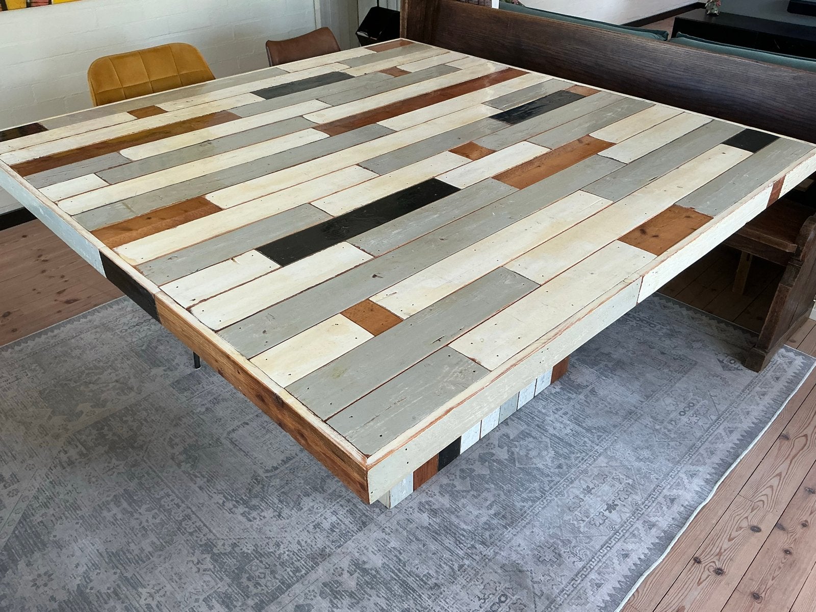 Massieve houten tafel in stijl van Piet Hein Eek, Ophalen, Gebruikt, 150 tot 200 cm, Vierkant