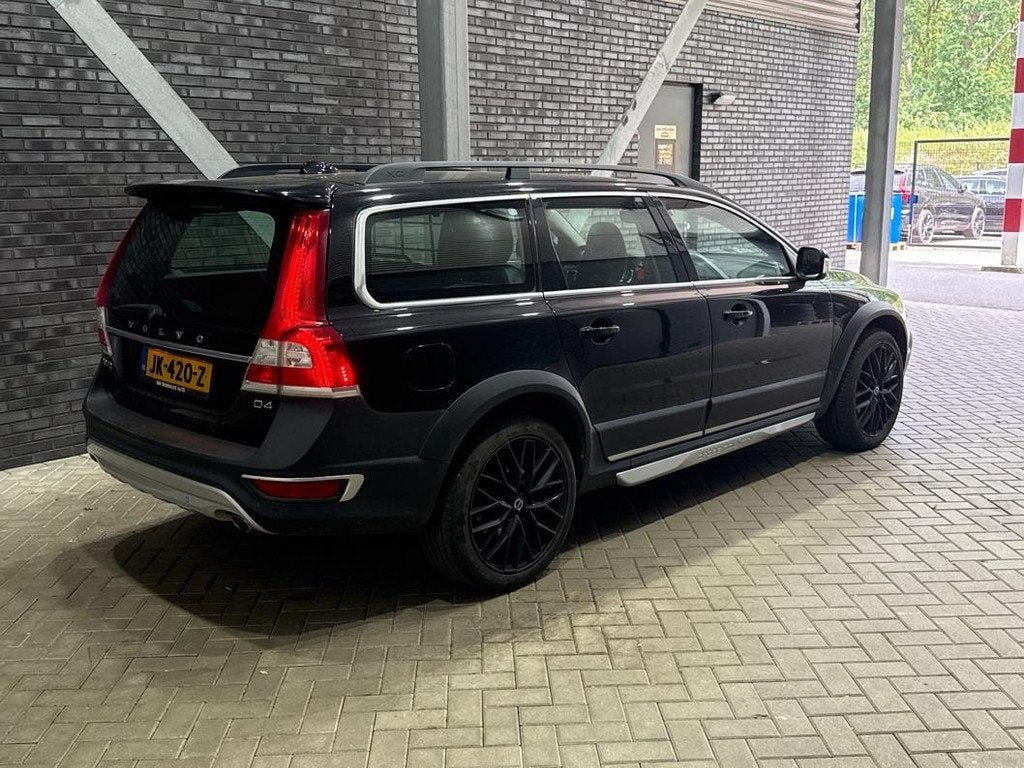 Volvo XC70 2.0 D4 FWD Summum | ACC | Schuif-/kanteldak | Sto, Auto's, Volvo, Euro 6, XC70, Zwart, Diesel