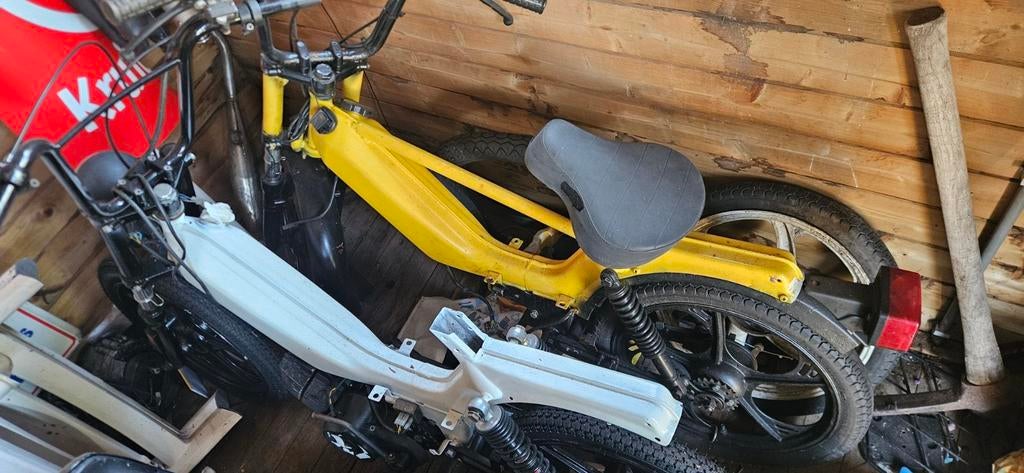 Oude bromfietsen voor onderdelen of restauratie, Fietsen en Brommers, Ophalen of Verzenden, Gebruikt, Overige modellen