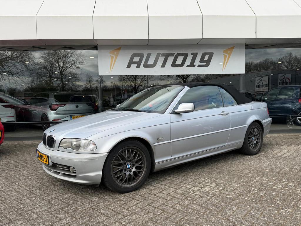 BMW 3-serie Cabrio 330Ci E46 Cabriolet Executive Automaat, Auto's, BMW, Automaat, Gebruikt, Stoelverwarming, 1595 kg