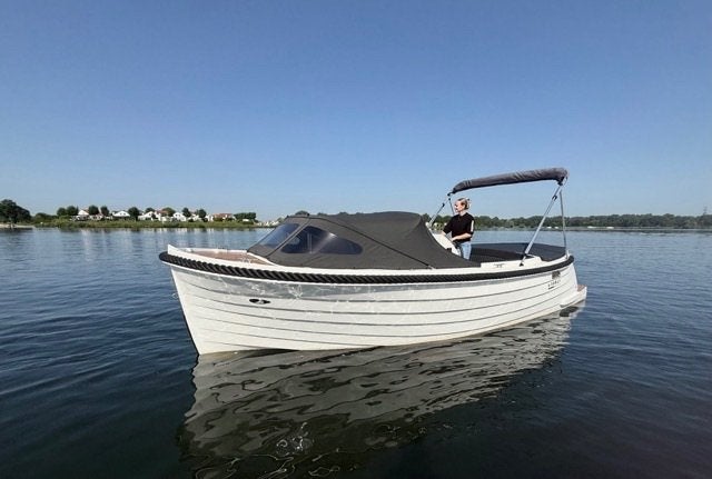 4Family 690 DeLuxe – tijdelijke actieprijs, vaarbewijsvrij, Tender, Binnenboordmotor, Nieuw, Rondzit