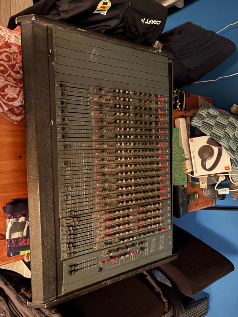 D&R STYLYX Mengtafel - Gaat aan, geen geluid, Muziek en Instrumenten, Mengpanelen, Ophalen, Gebruikt, 10 tot 20 kanalen