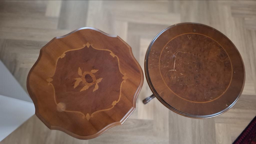 Kleine houten tafel, Antiek en Kunst, Antiek | Meubels | Tafels, Ophalen of Verzenden