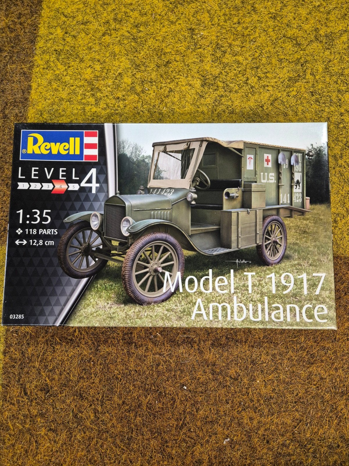 Revell 03285 Model T 1917 ambulance, Auto, Nieuw, Ophalen of Verzenden, 1:32 tot 1:50