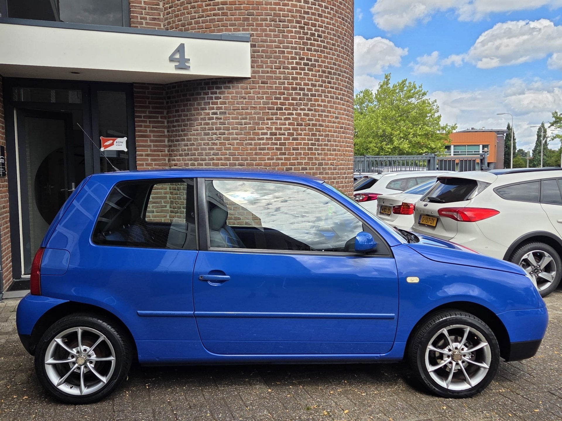 Volkswagen Lupo 1.4-16V Trendline | Automaat | Apk | Nap, Auto's, 31 €/maand, 4 cilinders, 1400 cc, 75 pk