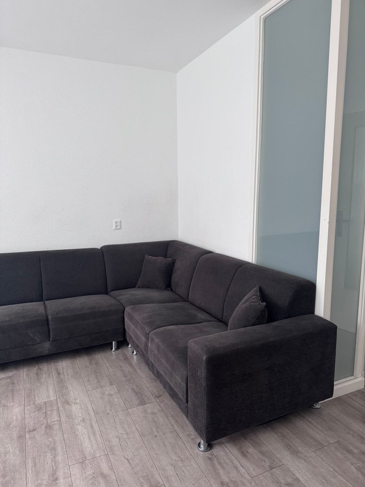 donkergrijze hoekbank, Huis en Inrichting, Ophalen, Gebruikt, Minder dan 75 cm, Hoekbank
