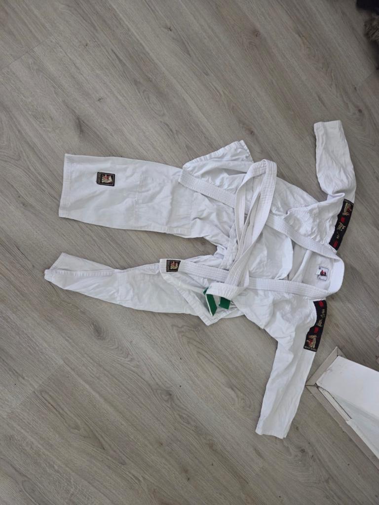 Matsuru Judo/Karate Pak Maat 140 - Zo goed als nieuw, Ophalen, Judo, Vechtsportpak, Zo goed als nieuw