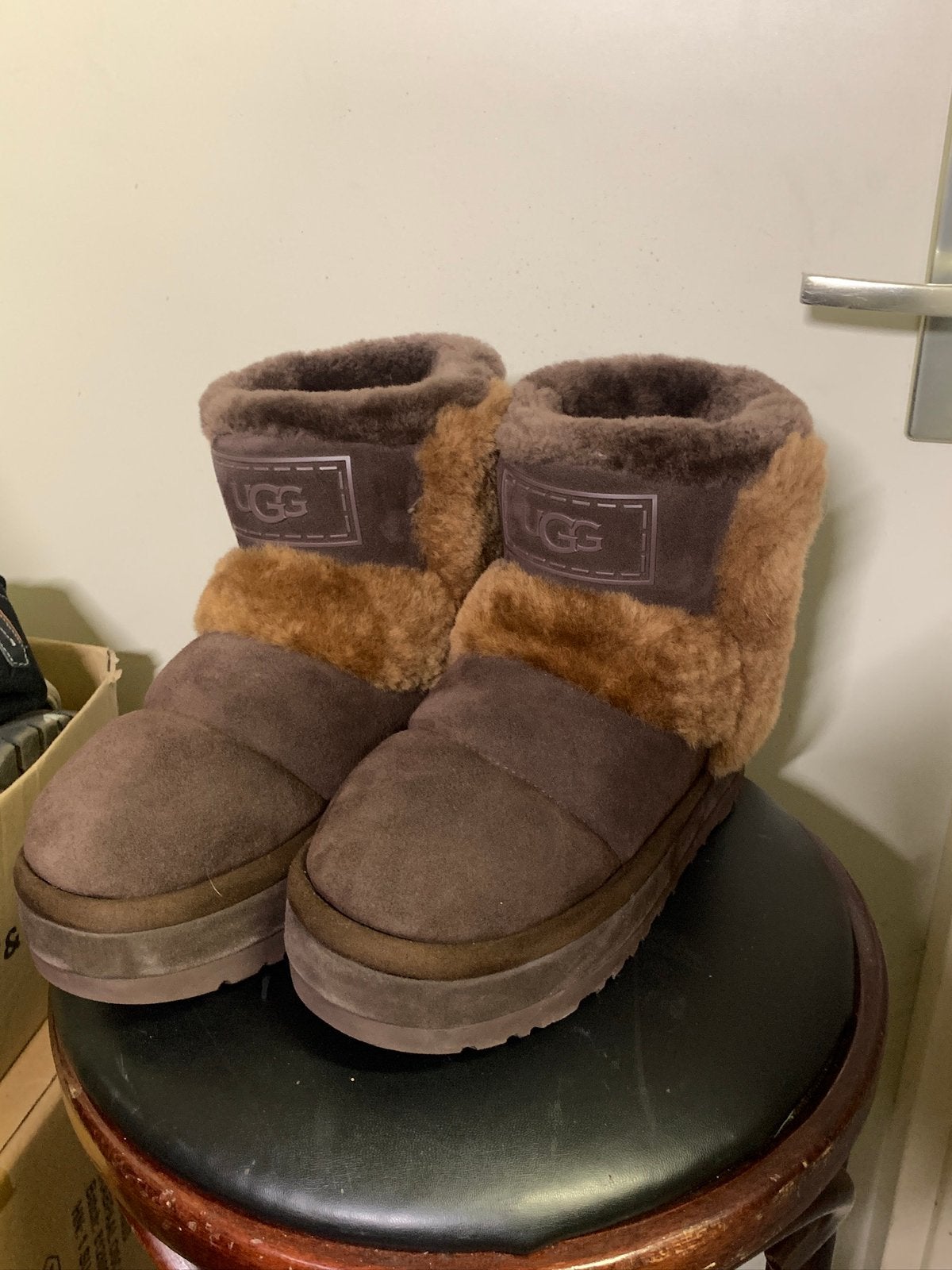 Uggs chillapeak, Bruin, Verzenden, Lage of Enkellaarzen, Zo goed als nieuw