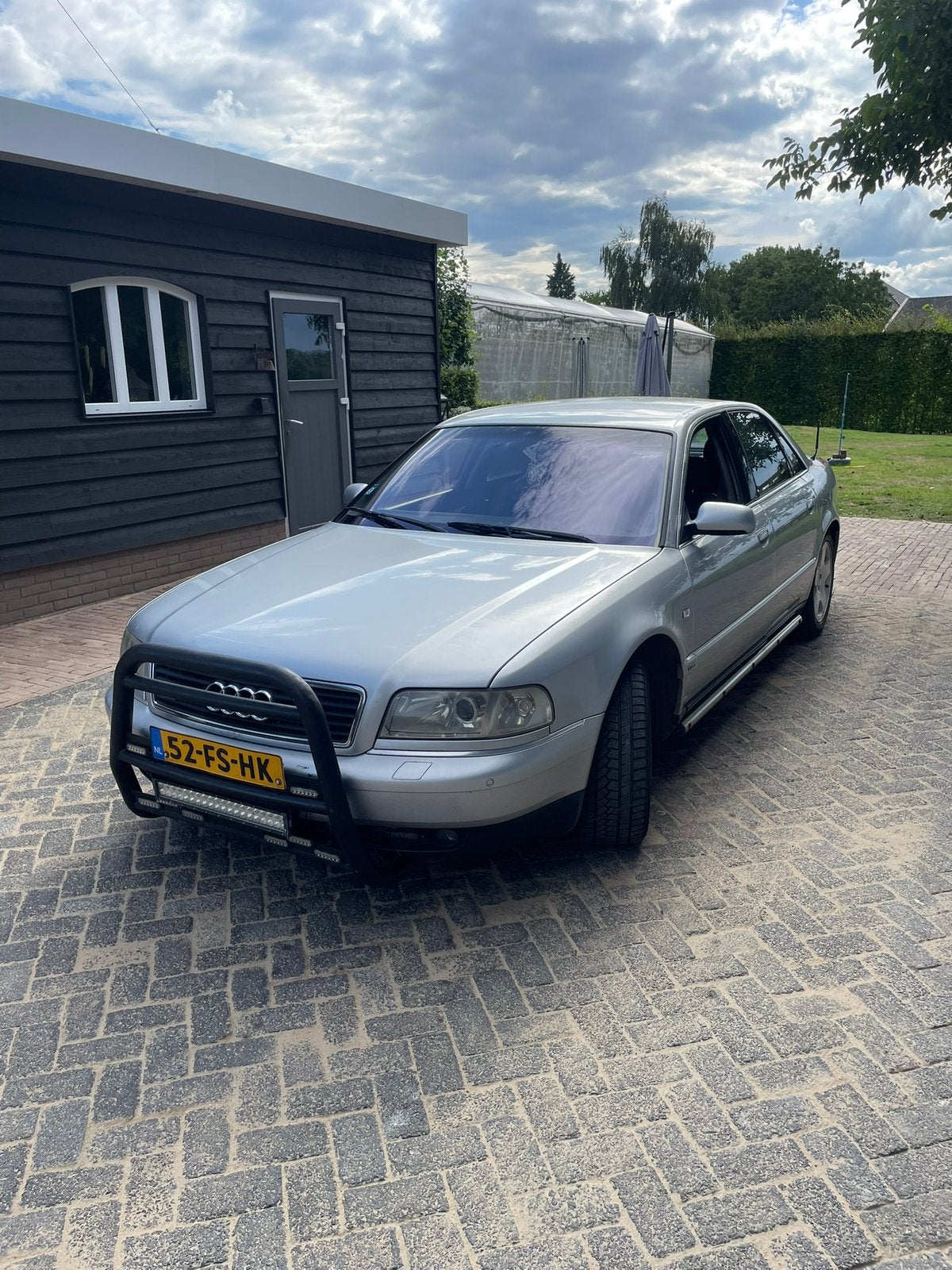 Audi A8 3.7 Quattro 191KW AUT 2000 Grijs, Automaat, 8 cilinders, 1700 kg, Origineel Nederlands