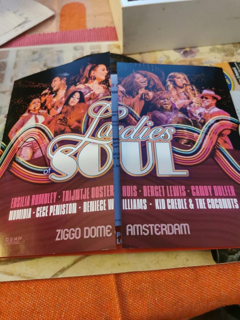 Tickets kaartjes ladies of soul samen plus 2x 10 consumptie, Tickets en Kaartjes, Twee personen, April