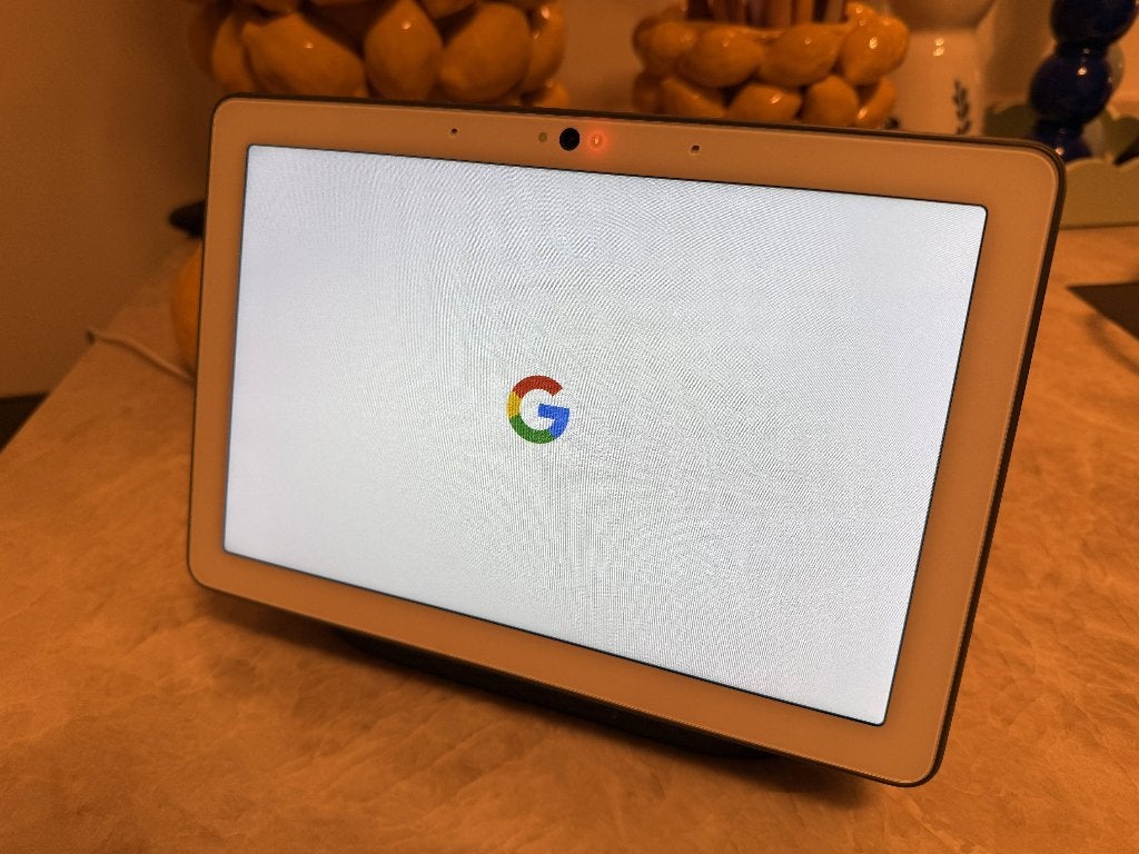 Google Nest Hub Max - 10 inch Smart Display met camera, Ophalen of Verzenden, Zo goed als nieuw, Zonder harde schijf