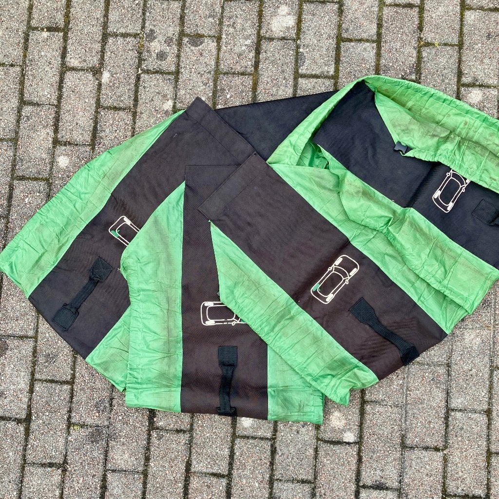 Skoda set bandenhoezen, Auto diversen, Ophalen, Gebruikt