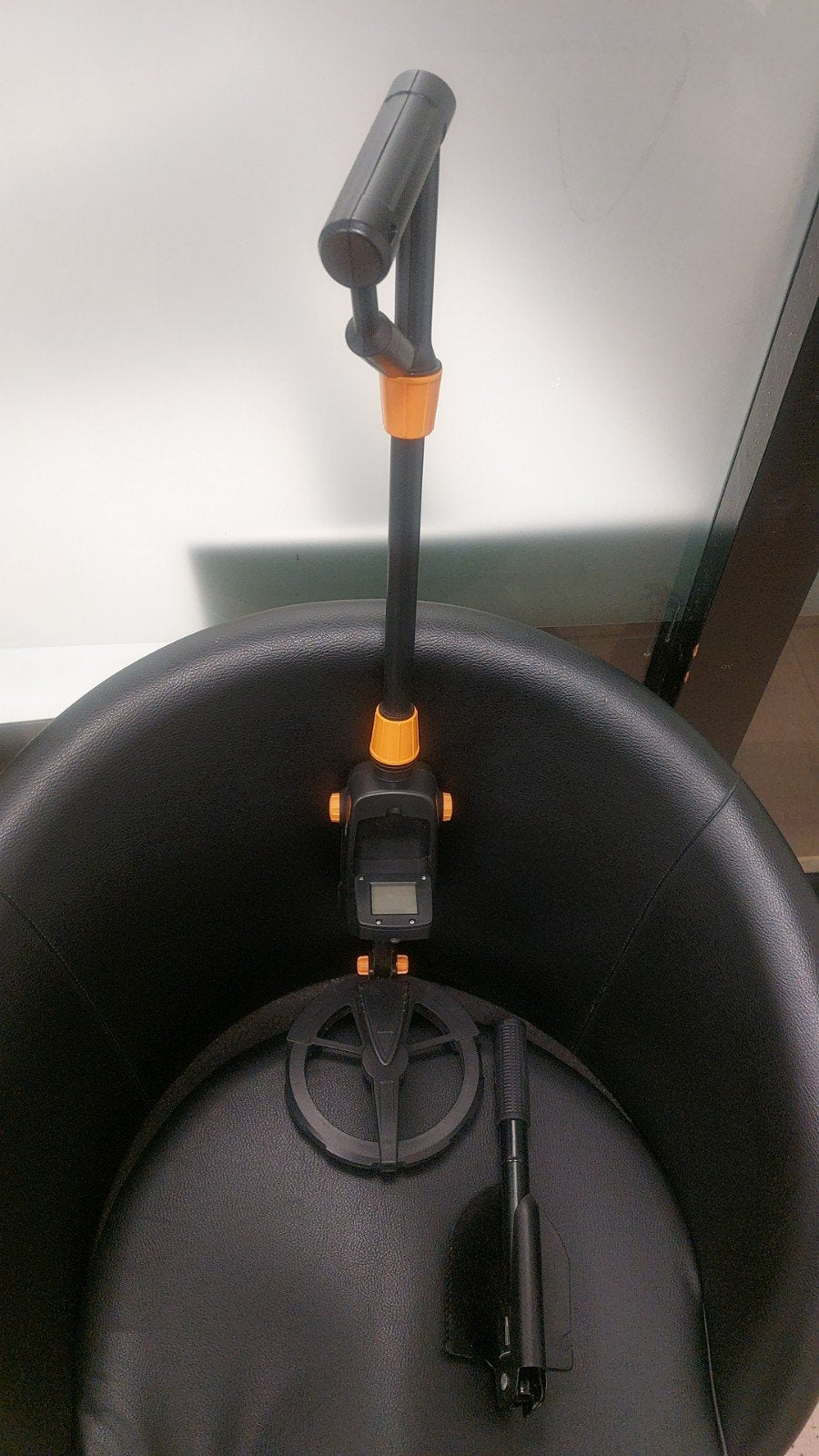 Metaaldetector met schepje, Overige merken, Gebruikt, Ophalen of Verzenden, 30 cm of minder