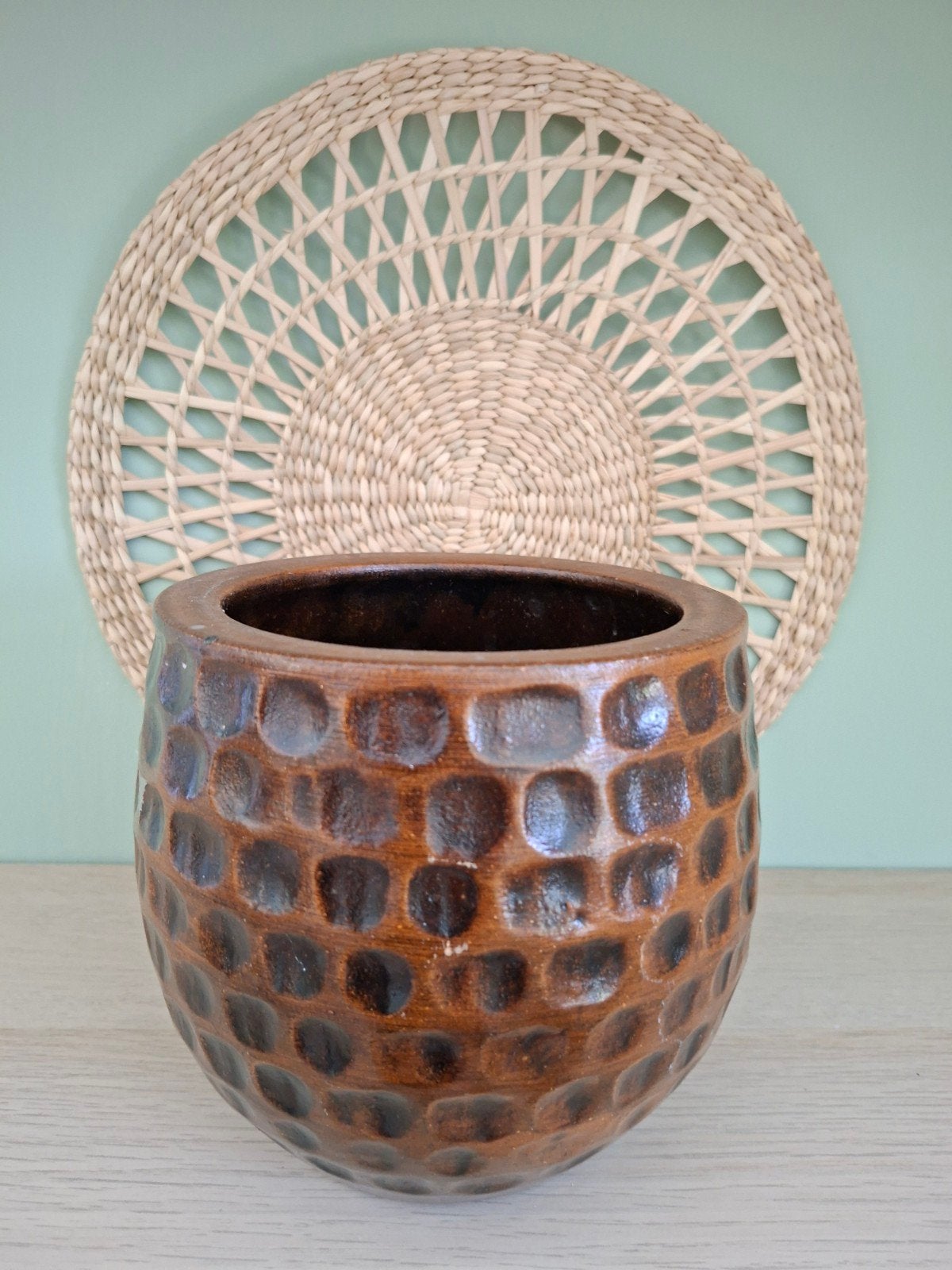 Aardewerken bloempot, plantpot met textuur, Antiek en Kunst, Ophalen