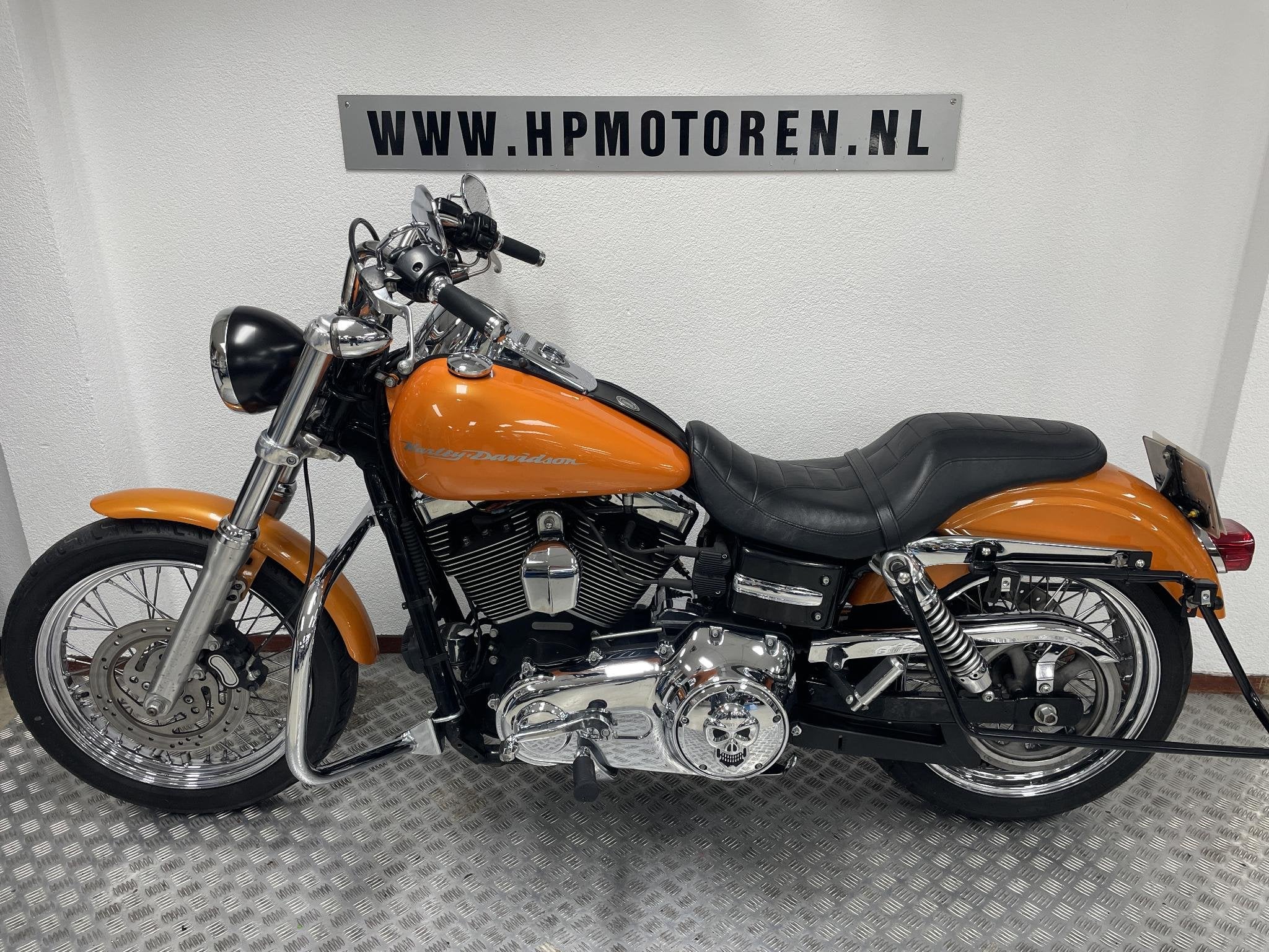 Harley Davidson FXDC Dyna Super Glide Superglide Custom 1584, Laan van Vredenoord 33
2289 DA  Rijswijk, NL, H-DCUSTOMERSERVICE@Harley-Davidson.com