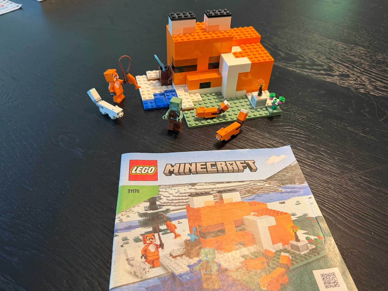 LEGO Minecraft De Vossenlodge (21178) met instructies, Minecraft, Lego, Ophalen of Verzenden, Zo goed als nieuw