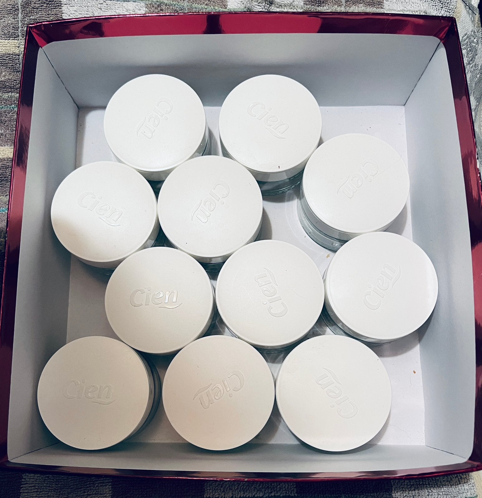 GRATIS - 13 X LEGE Make-up Potjes, Ophalen, Gehele gezicht, Wit, Nieuw