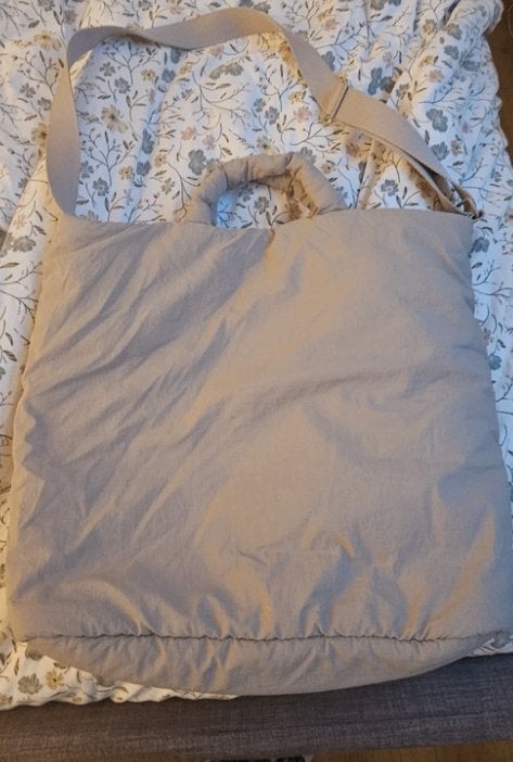 Schoudertas beige, Ophalen of Verzenden, Zo goed als nieuw, Beige, Overige merken