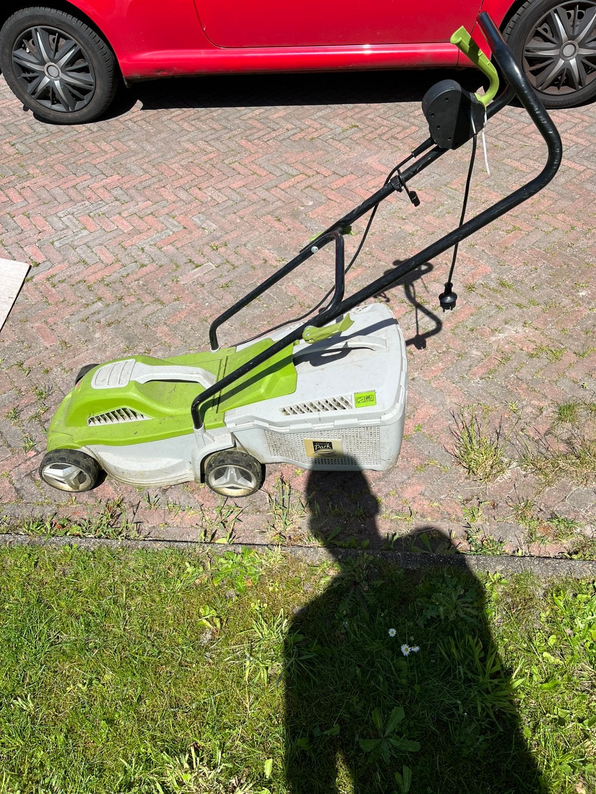 Centralpark grasmaaier elektrisch, Ophalen of Verzenden, Zo goed als nieuw