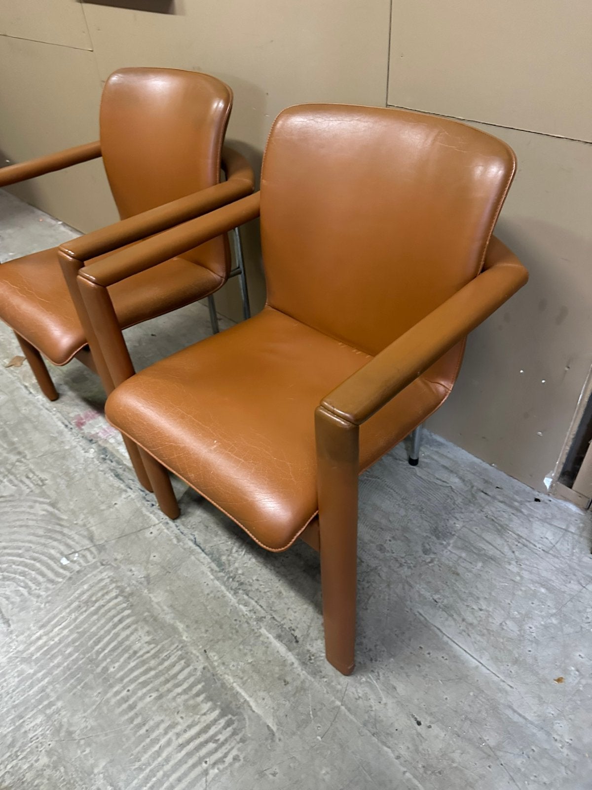 2 leolux stoelen leer met metaal, Leolux, Leolux, Zwart, Design