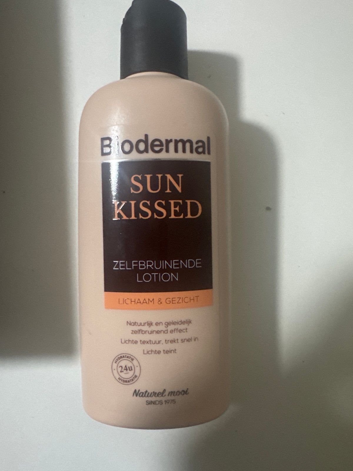 Biodermal Sun Kissed Zelfbruinende Lotion Lichaam & Gezicht, Sieraden, Tassen en Uiterlijk, Ophalen of Verzenden, Nieuw, Zonnebrand of After Sun